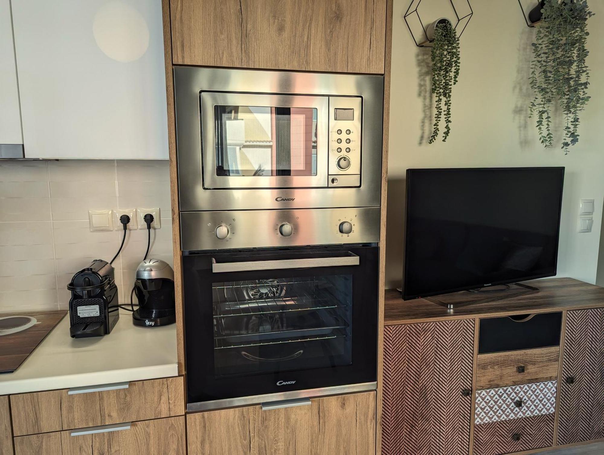 Modern Mint Sunny House Near The Airport Apartment Spata  Ngoại thất bức ảnh