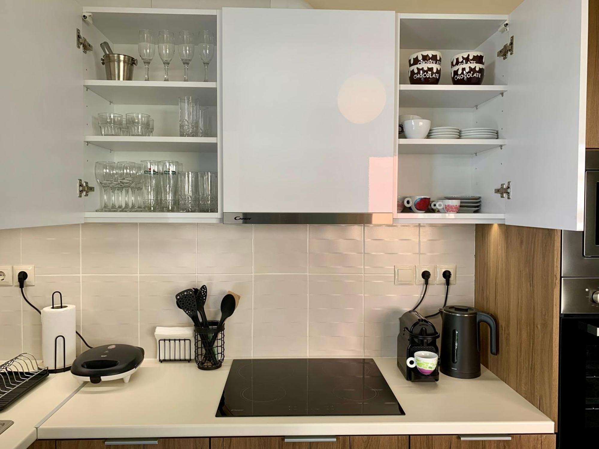 Modern Mint Sunny House Near The Airport Apartment Spata  Ngoại thất bức ảnh